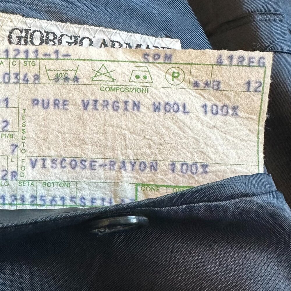 Giorgio Armani Blue Pinstripe Blazer Jacket Button-Down 100% Wool Size 41 Reg - Picture 11 of 12